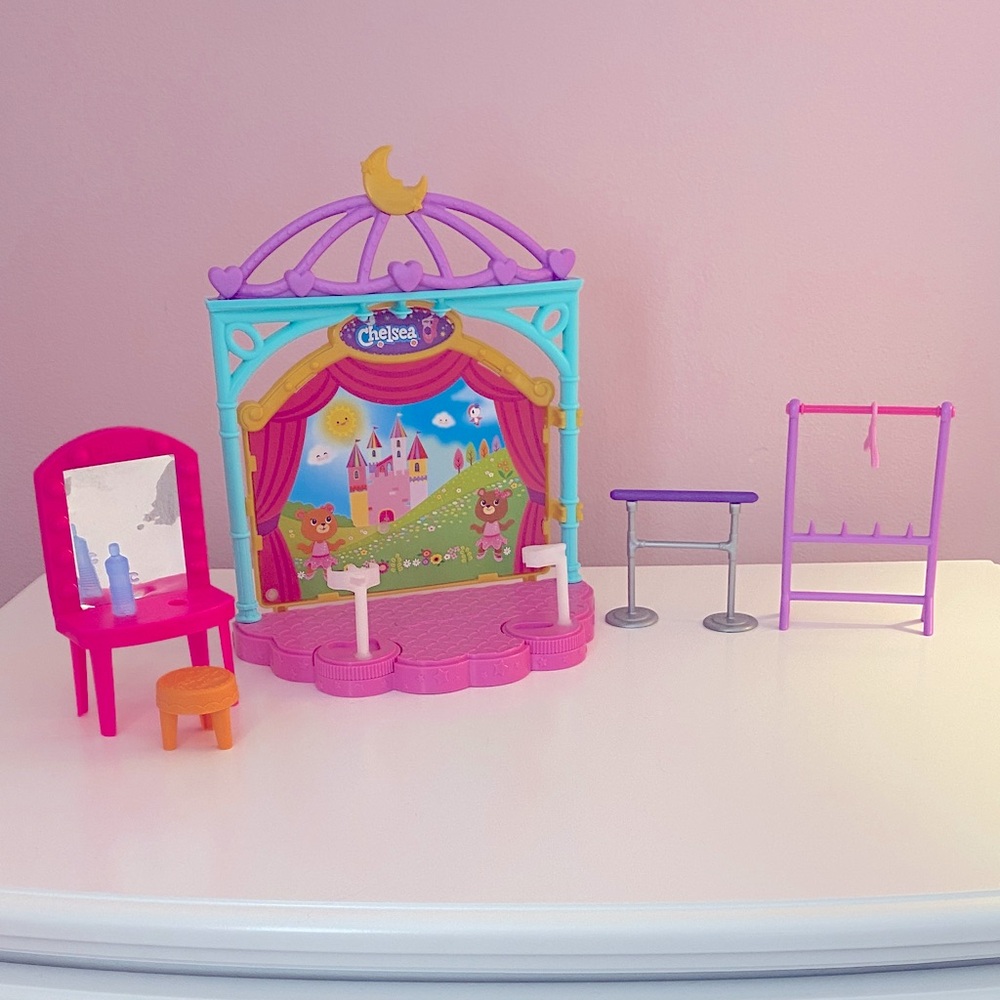 Barbie Club Chelsea Ballet Playset